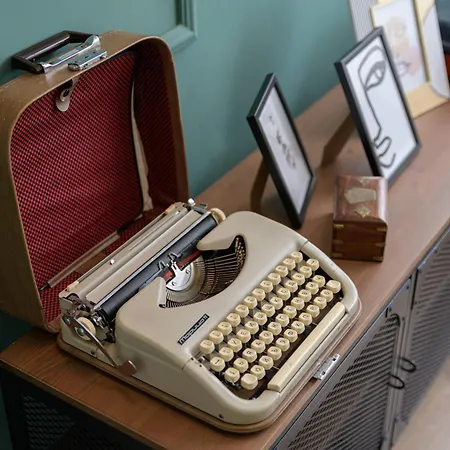 Marelis Luxe Апартамент *